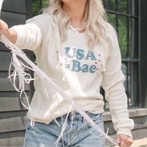 Mallory Ervin Living Fully 4th of July Collection - Picture 3 of 3